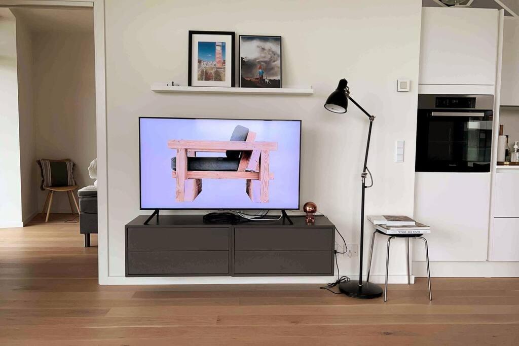 Bo Med Stil Og Udsigt Til Aarhus Lystbadehavn Apartment ภายนอก รูปภาพ