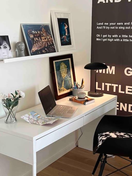Bo Med Stil Og Udsigt Til Aarhus Lystbadehavn Apartment ภายนอก รูปภาพ