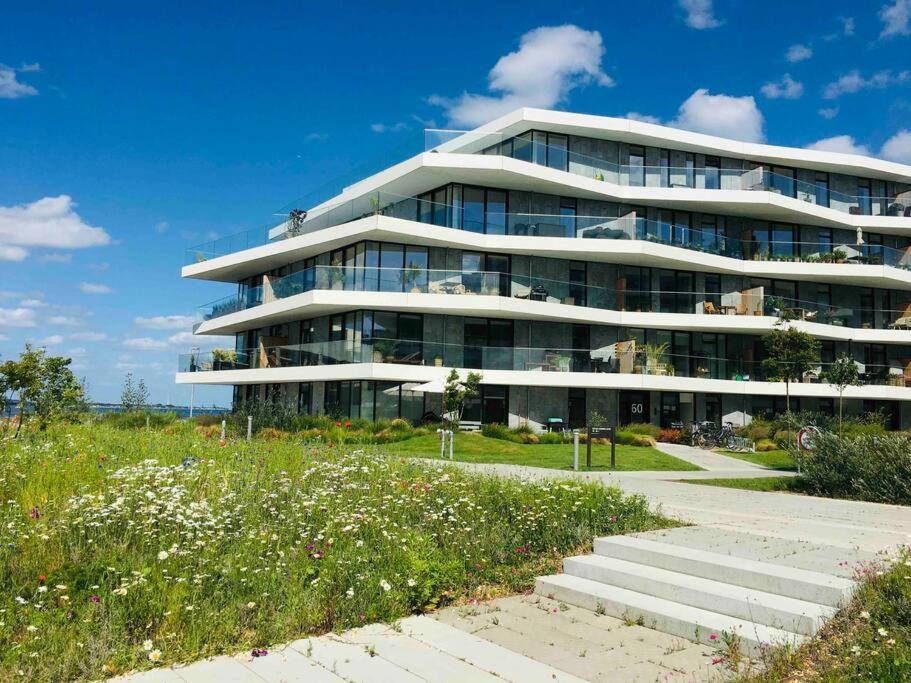Bo Med Stil Og Udsigt Til Aarhus Lystbadehavn Apartment ภายนอก รูปภาพ