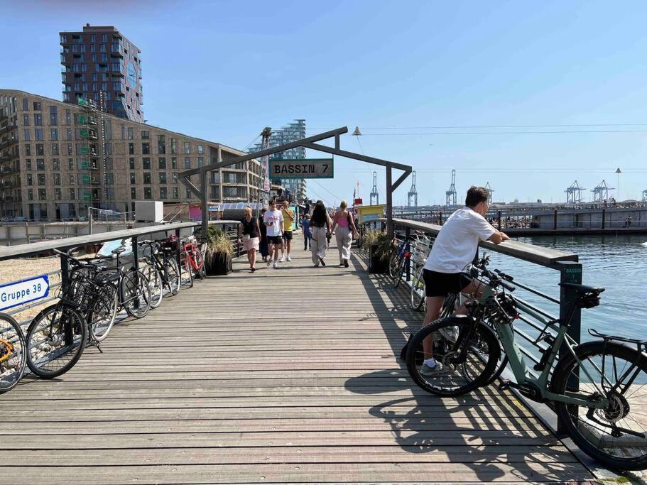 Bo Med Stil Og Udsigt Til Aarhus Lystbadehavn Apartment ภายนอก รูปภาพ