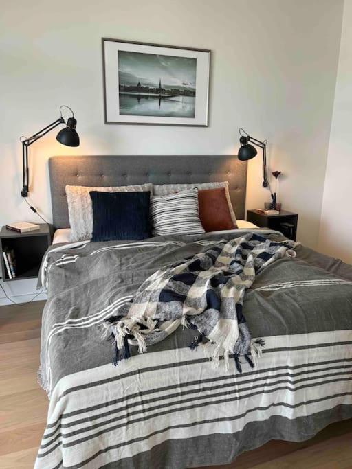 Bo Med Stil Og Udsigt Til Aarhus Lystbadehavn Apartment ภายนอก รูปภาพ