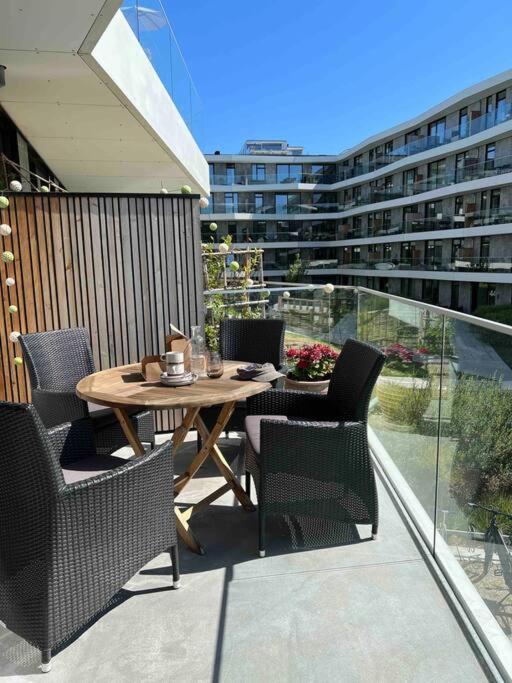 Bo Med Stil Og Udsigt Til Aarhus Lystbadehavn Apartment ภายนอก รูปภาพ
